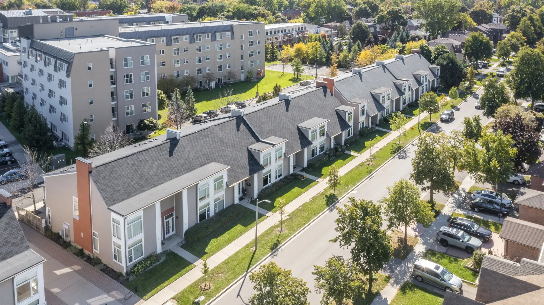 View of townhouses at Chartwell Greenway