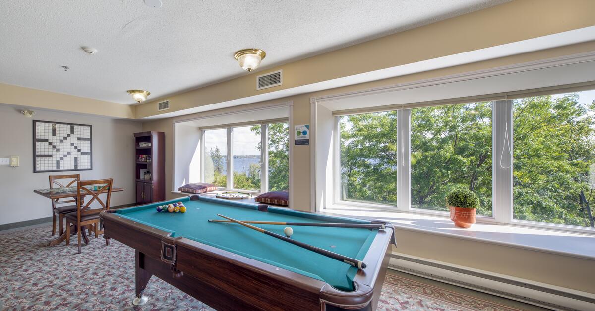 Retirement Home in Belleville Chartwell Bayview