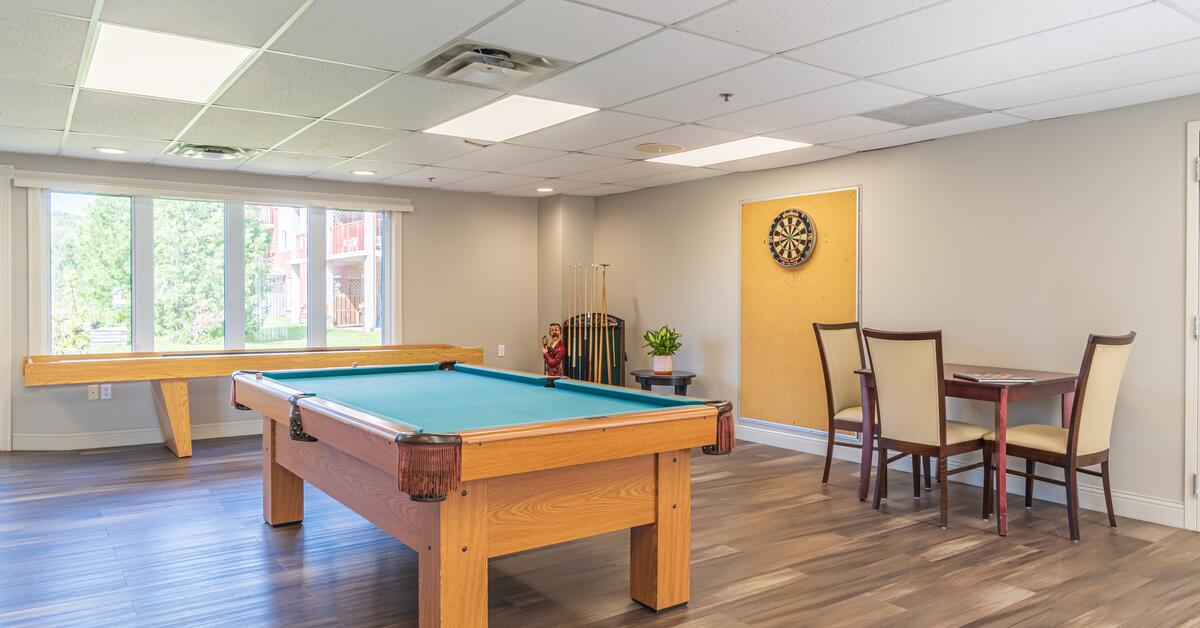 Retirement Home in Lively Chartwell Meadowbrook