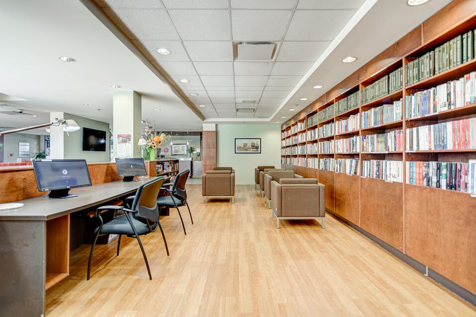 Chartwell Library Résidence pour retraités à Saint-Hyacinthe - Chartwell Ste Marthe