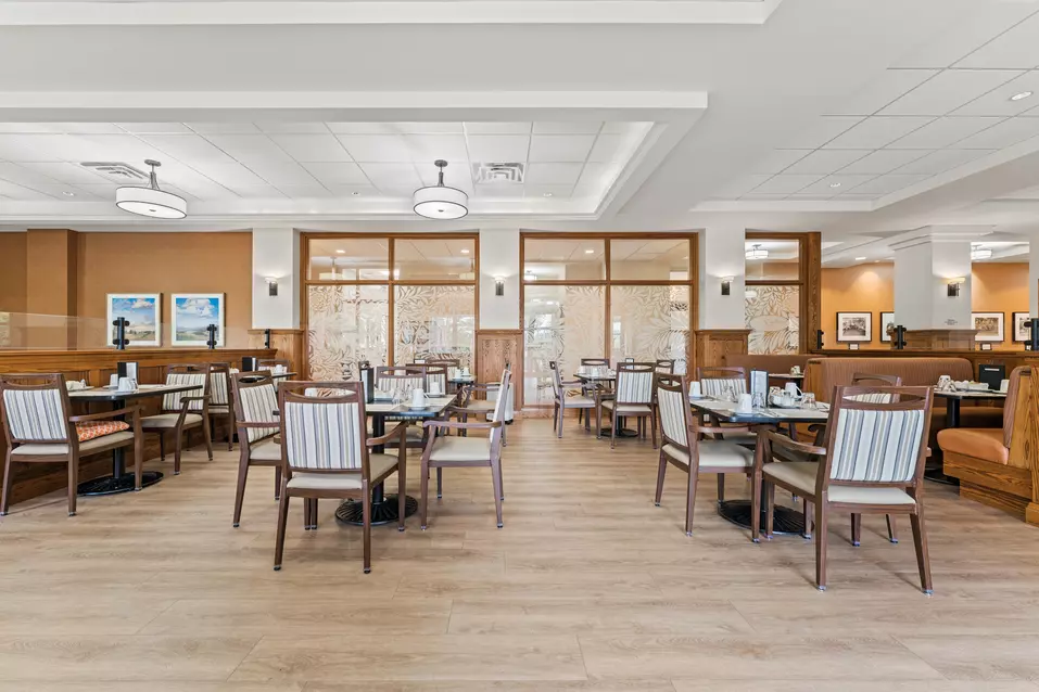 Chartwell Clair Hills Retirement Residence photo 6